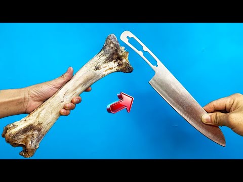 In 5 minutes this man made an extraordinary craft, a knife full of BEEF BONES. GREAT !