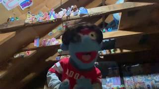 Henry Sings A Very Simple Dance