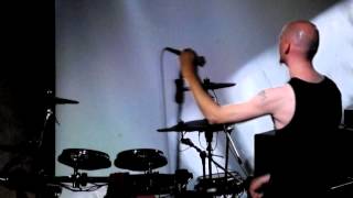 Global Citizen - &quot;Slave&quot; - Live 2012 | dsoaudio