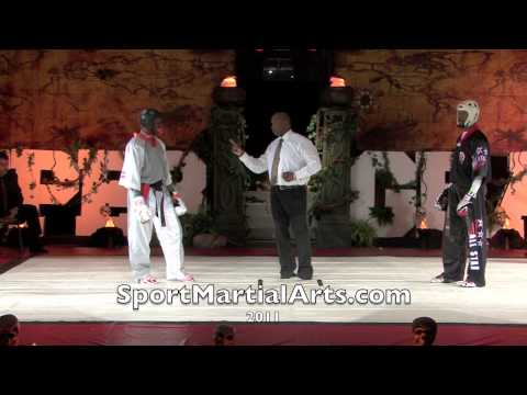 2010 NBL Supergrands - Bryan Young v Michael Jefferson