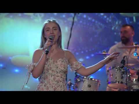 Sofija Purovska i Grupa Molika - Po celi noki ne spijam (Art Studio Production Live TV Show)