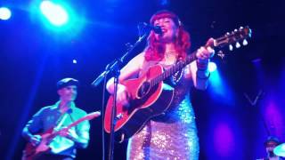 Kim Lenz bikini barcelona rockabilly rock n roll rocknroll guitar solo