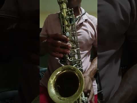 Saxofón Alto: Carmen de Bolívar(#juan carlos Coronel)
