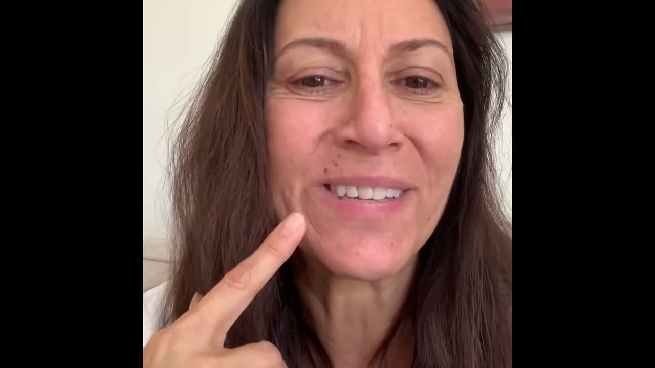 Beauty And the boxer/Broken Chains Ministries: Gina shares about being a survivor of dom. Violence