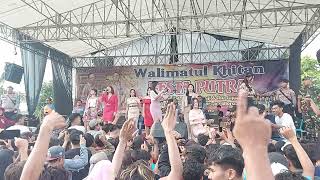 Download lagu Alolo Sayang ~ All Artis OM ADELLA live Gayam Bogorejo Blora mp3 Download lagu Alolo Sayang ~ All Artis OM ADELLA live Gayam Bogorejo Blora mp3