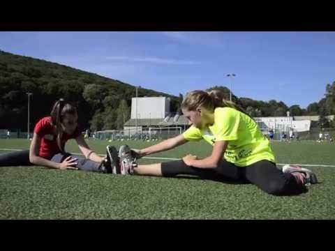 Taekwondo-Training - Paola and Ivona Strascek - Soccerschool Vienna