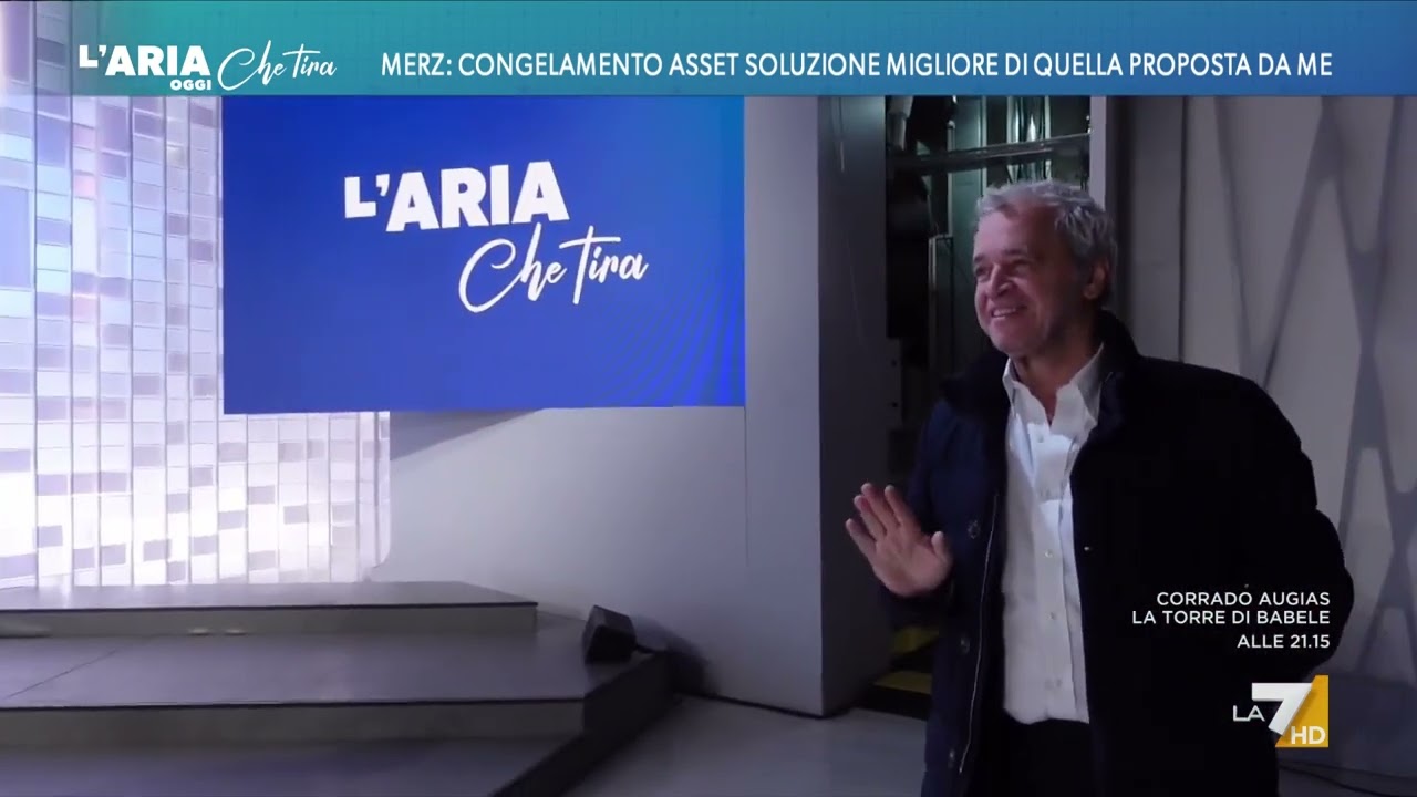 L'incursione di Enrico Mentana e le sue cagnoline, David Parenzo: "C'è una piccola invasione ...