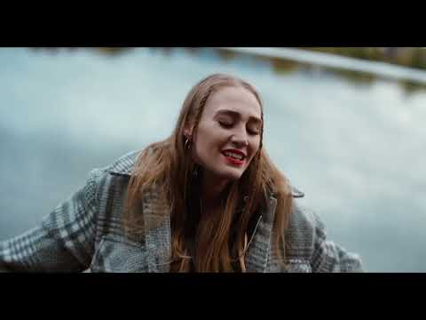 AKIRAH - Papa (Official Video)