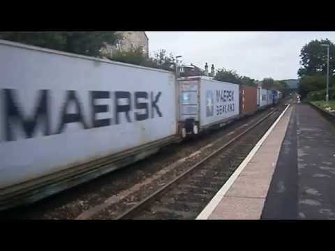 Freightliner Class 66 no: 66595 @ Oldfield Park {4L31} 01-09-2014.