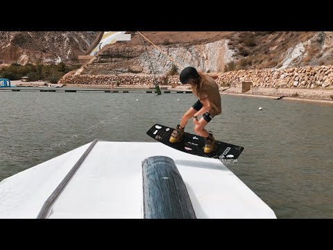 Irati García Pérez – Feature SAKUREYE - OUTCAST – Lunar