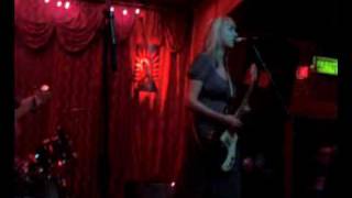 The Muffs Every single thing - Alex&#39;s Bar Long Beach Ca - Aug 15 2009