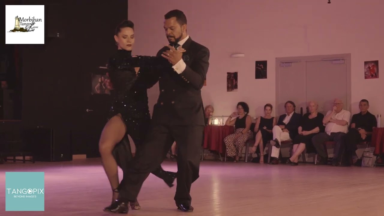 Video thumbnail for MORBIHAN TANGO FESTIVAL '25 - Carlos & Mirella Santos David dance Orquesta Silbando - La Mariposa