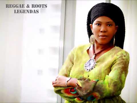 Letra Português Dezarie Stronger