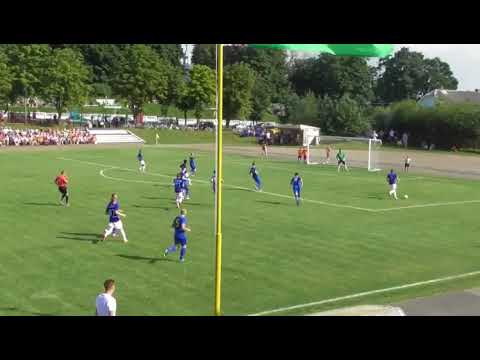 Владимир Медведь. Полузащитник.