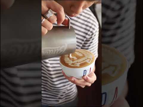 Arte com leite de Coffee Tea VN