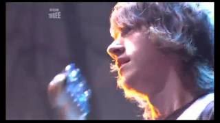 Arctic Monkeys Live at Reading Festival 2006 - FULL [Re-Upload]