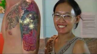 preview picture of video 'Skull Flower Color Tattoo in Progress Tattooschoolthailand Hua Hin'