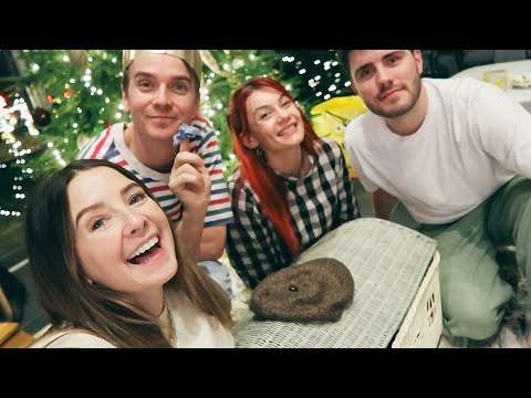 An Early Christmas With The Family & Old Home Videos | Vlogmas Day 11