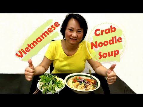 How to Make Vietnamese Crab Noodle Soup (Bún Riêu)