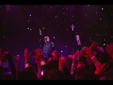 Fiņķis un Patrisha "Raķešu Zinātne" | Vecgada šovs "Tiekamies 2025!"