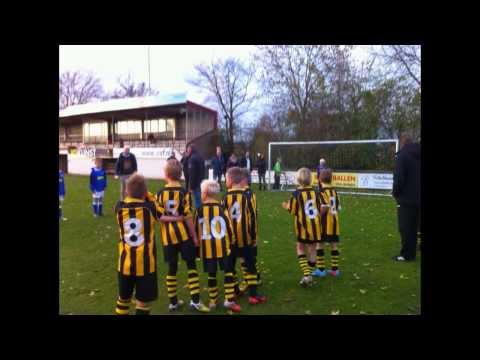Doshelden Kampen: 30-11-2013 WVF E8 - Dos Kampen E6 (0-14)