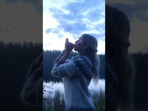 Wild Whistle Tutorial - How to whistle with your hands - Base sound