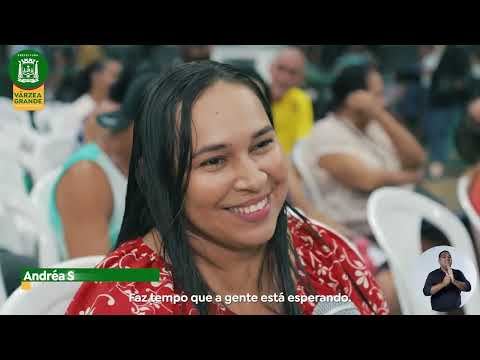 Famílias do 8 de Março recebem títulos definitivos após 20 anos