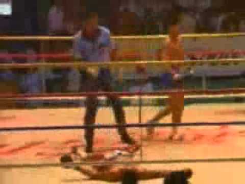 MUAY THAI FALCON PUNCH