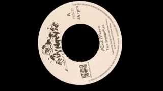 ((( The Dynamites - Red Moon )))