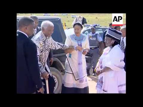 Mandela sees grandson reclaim family's traditional leadership role