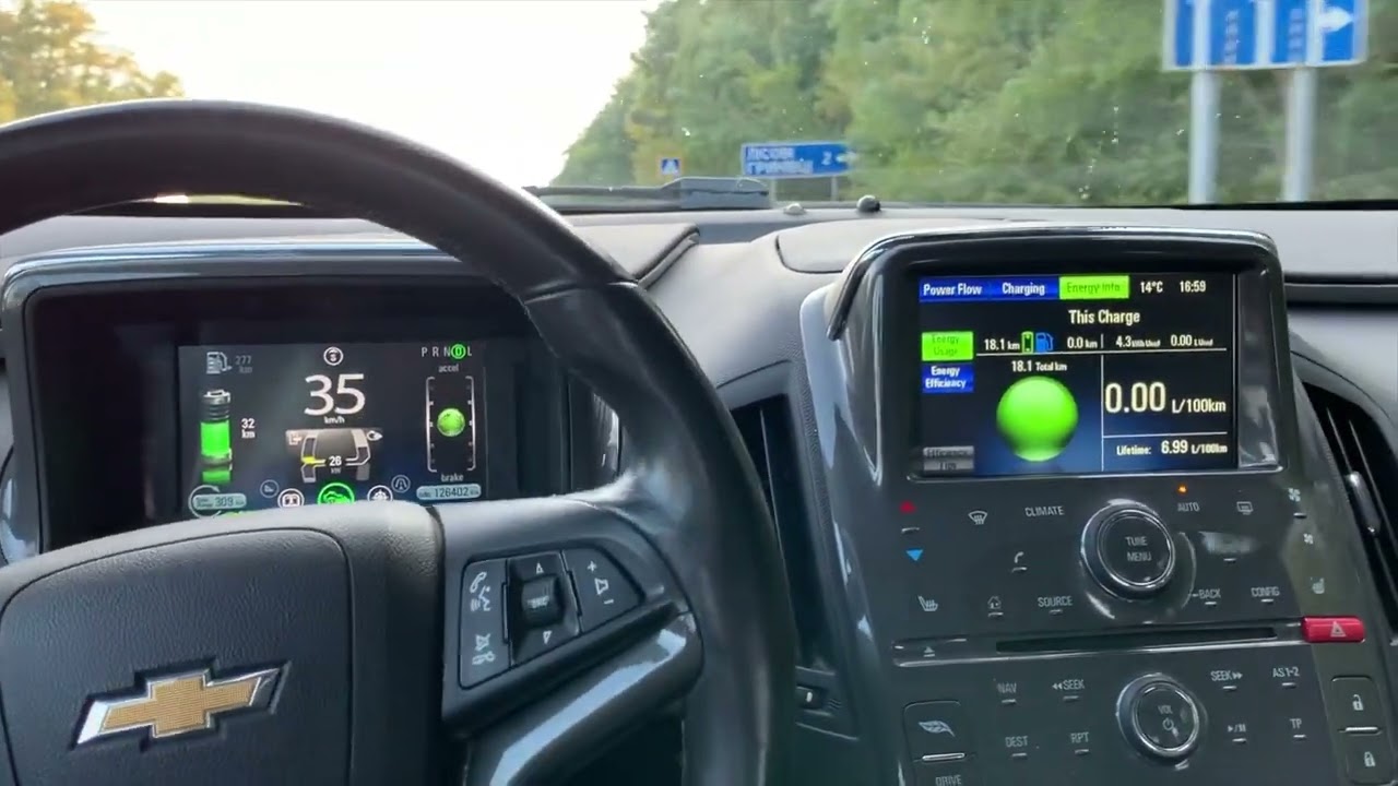 2013 Chevrolet Volt - POV Test Drive (1,4)