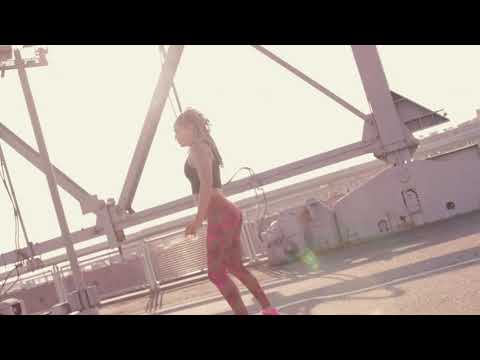 Nightfreaks feat. Jess Hayes - Feel So Right [Official MV]