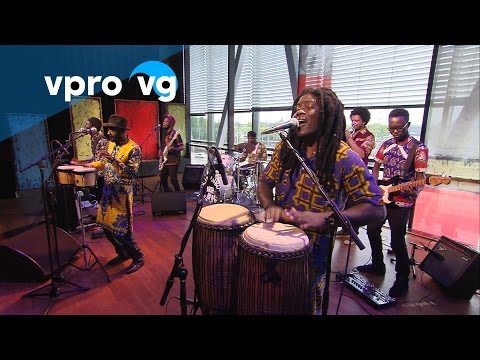 Pat Thomas & Kwashibu Area Band - Me Ho Asem & Gyae Su (live @Bimhuis Amsterdam)