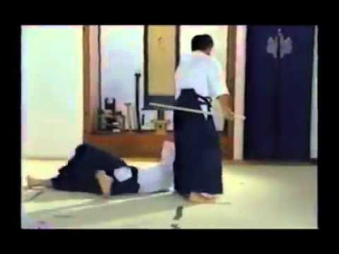 Aikido - 千葉和雄 Chiba Kazuo sensei - tachi dori