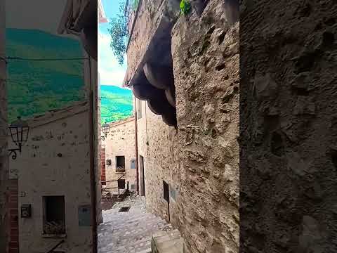 #Shorts😄#vallodinera #perugia 😉#traveling #discovering ❤️#plants #flowers ♥️#italy❤️