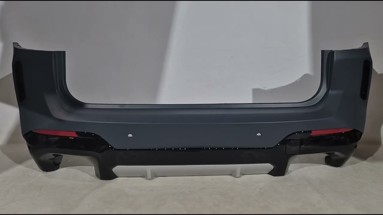 Задний бампер с диффузором M-Sport (2022-2024) Video 1