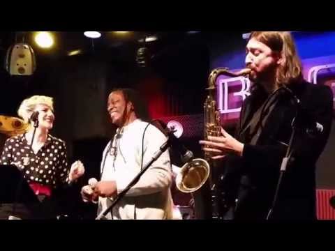 Aurora García Sextet con Gary Samuels (Live)