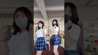 【TikTok】jk生お着替え、生足ダンス