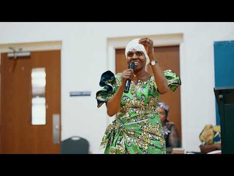 Maubiri Ya Jumapili kwenye mkutano wa Akina Mama Free Methodist Church