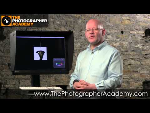 MONITORS AND CALIBRATION WITH EIZO