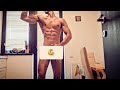 Bodybuilder Strips to Show ALL MUSCLES