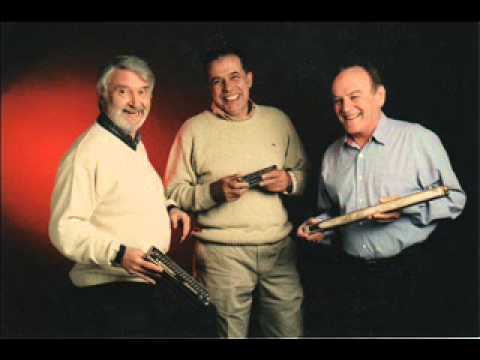 download lagu mp3 mp4 Eric Callaghan, download lagu Eric Callaghan gratis, unduh video klip Eric Callaghan
