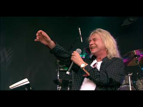 Videoclip de When We Were Younger (Live) — Magnum