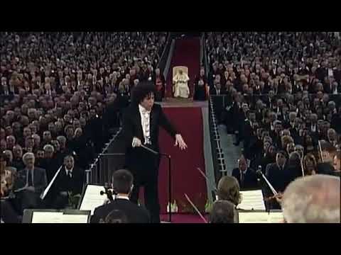 Antonin Dvorak.Sinfonía Nº9, 4to Mov, Gustavo Dudamel. Radio Sinfonierorchester Stuttgart des SWR
