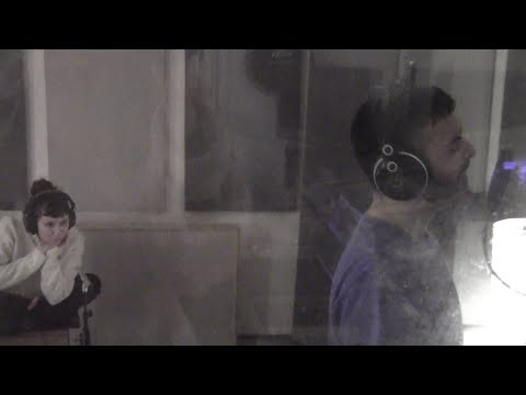 GINESTÀ ft. LAIA MANZANARES - DEIXAR-SE ANAR LA MÀ (Videoclip oficial)