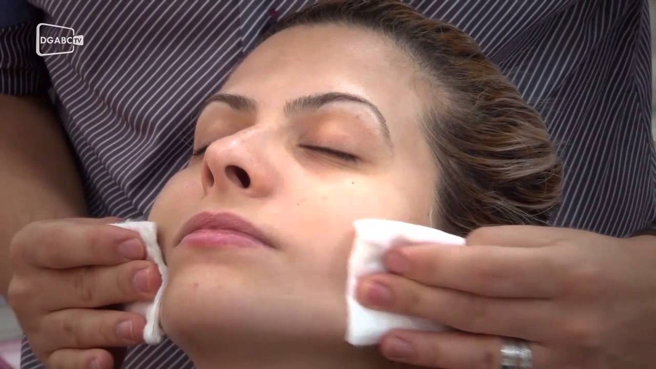 Confira passo a passo para fazer uma make especial para o dia delas