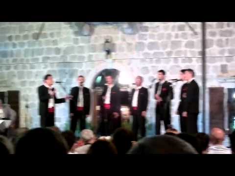 Klapa ŽRNOVNICA - A ča san ti učinija - Perast 2011.mp4