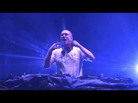 Ansol & Dyro – Top of the world