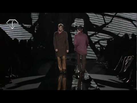 fashiontv | FTV.com - MILAN MAN F/W 2009-10- CARLO PIGNATELLI OUTSIDE