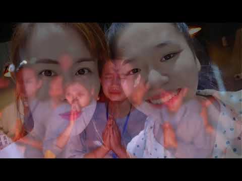 Thể hiện bởi Tuyết Hồng